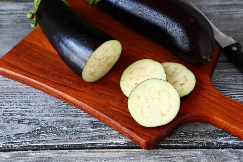 Close-up image of sliced eggplant